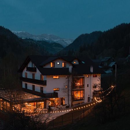 Pension Conacul Vanatorului Moeciu De Sus Exterior foto
